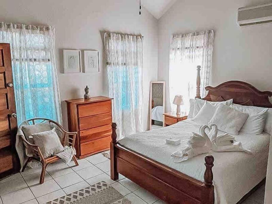 Vacation Home Blue Lotus Caye Caulker Eksteriør bilde